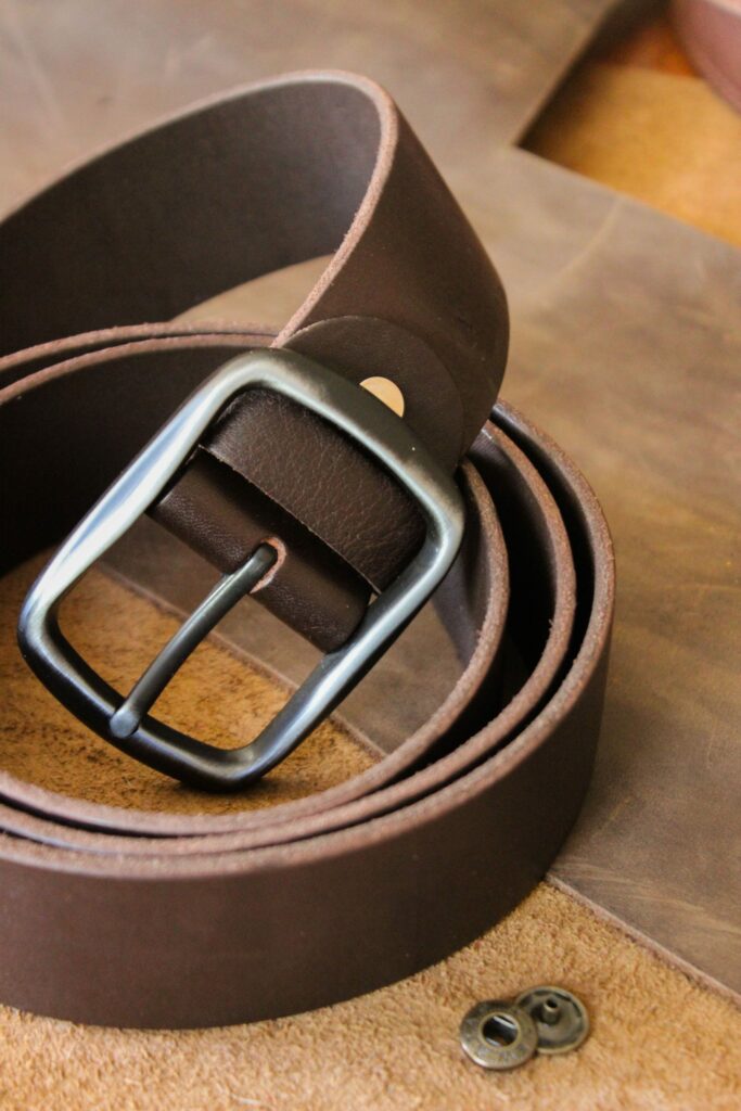 How To Repair Cracked Leather Belt?